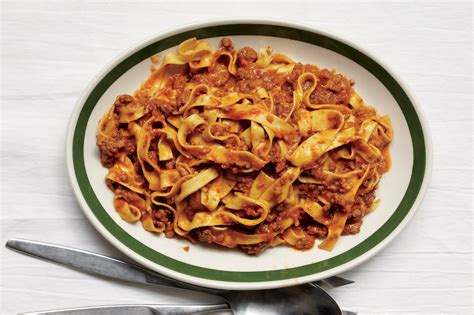 Ragu alla Bolognese: A Tasty Classic 